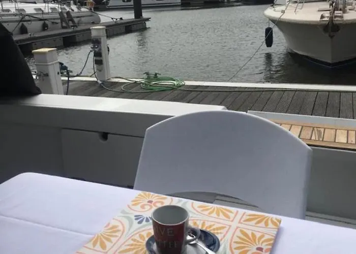 Botel Beautiful And Magnific Yacht *
