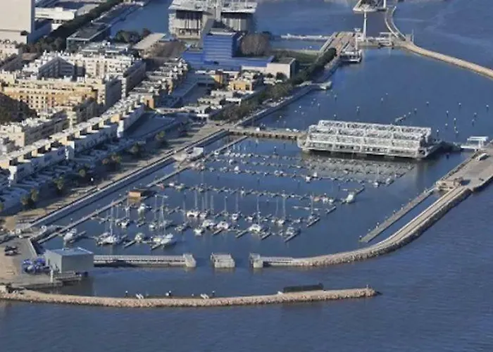 Beautiful And Magnific Yacht ספינת מלון ליסבון